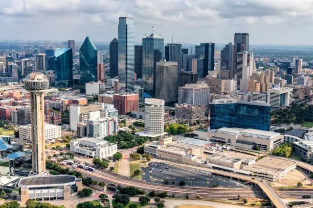 Trabajos en Dallas TX para hispanos sin papeles